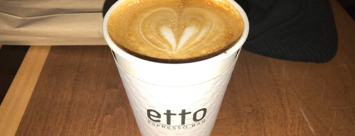 Etto Espresso Bar is one of Tempat yang Disimpan Erin.