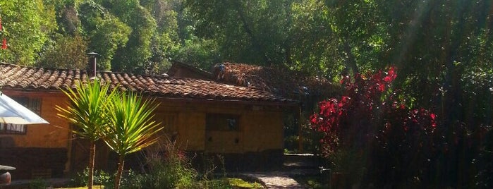 Las Chullpas Eco-Lodge is one of Tempat yang Disukai María.