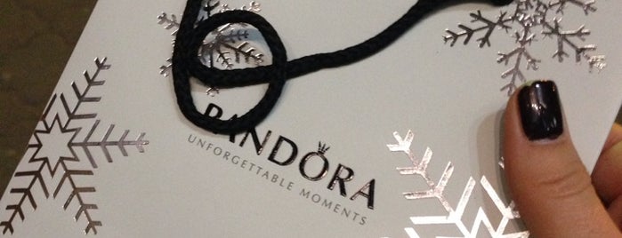 Pandora is one of Lieux qui ont plu à Виктория.