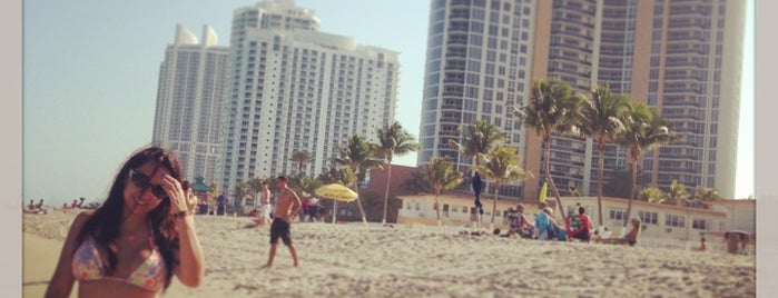 Marriott Stanton South Beach is one of Beach Hotels in Miami Beach.