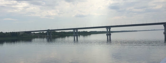 Пристанский мост is one of ....