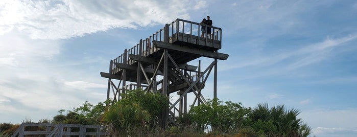 Hobe Mountain Observation Tower is one of Lugares favoritos de Kyra.