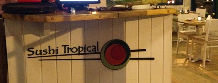 Tropical Sushi is one of Posti che sono piaciuti a Marcia.