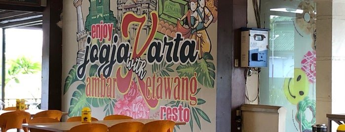 Ambar Ketawang Resto is one of Cafe, Resto & Food Court.