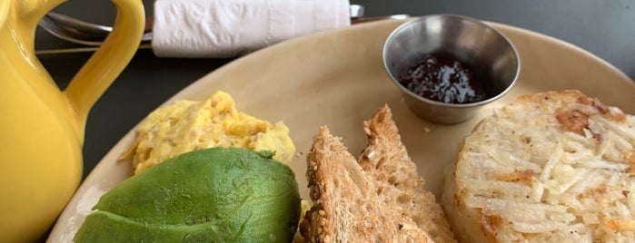 Snooze, an A.M. Eatery is one of Lugares favoritos de David.