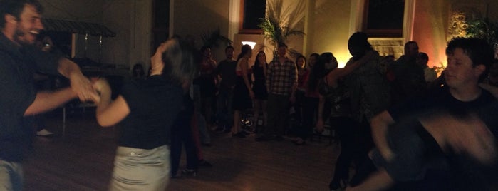 Savoy Dance Hall Event Center is one of Posti che sono piaciuti a Darren.