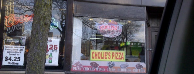 Cholie's Pizza is one of Locais curtidos por Patricia.