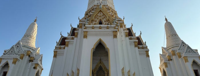 Wat Phichaiyatikaram is one of Bangkok.