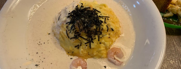 Pecori Japanese Egg Restaurant is one of J food.