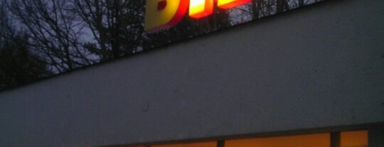Billa is one of Prague Grocery Stores.