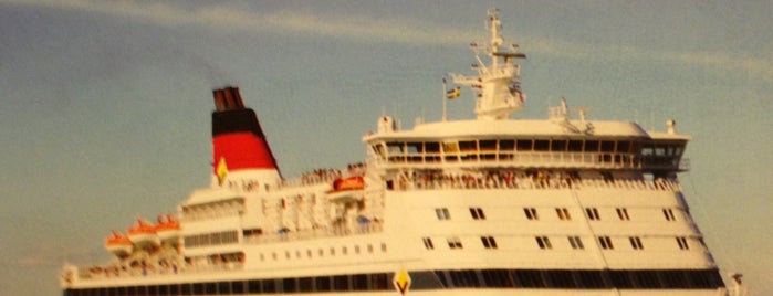 Viking Line M/S Gabriella is one of Helsinki - Stockholm (13.12.15-15.12.15).