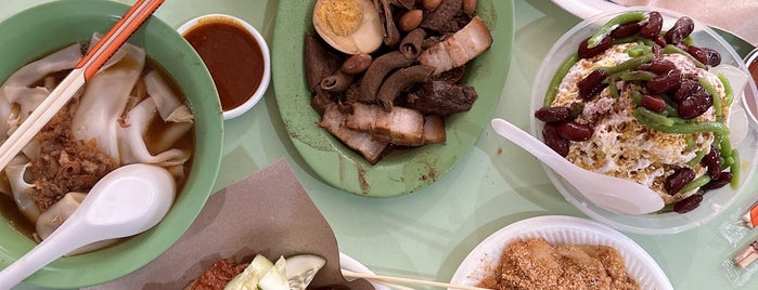 Famous Old Airport Fried Oyster is one of Good Food Places: Hawker Food (Part I)!.