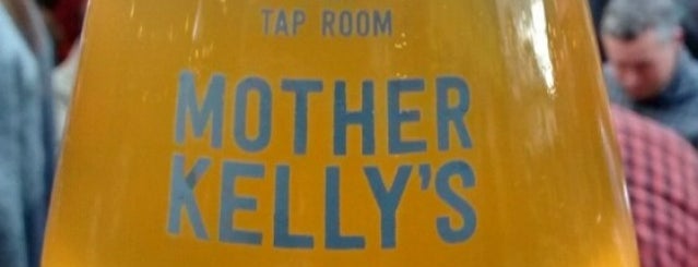 Mother Kelly's Bottle Shop and Tap Room is one of สถานที่ที่ Miguel ถูกใจ.