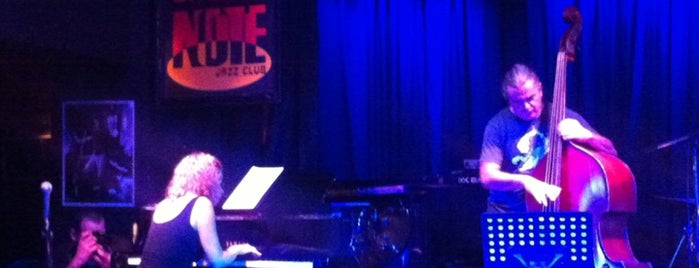 Half Note Jazz Club is one of Mete'nin Beğendiği Mekanlar.