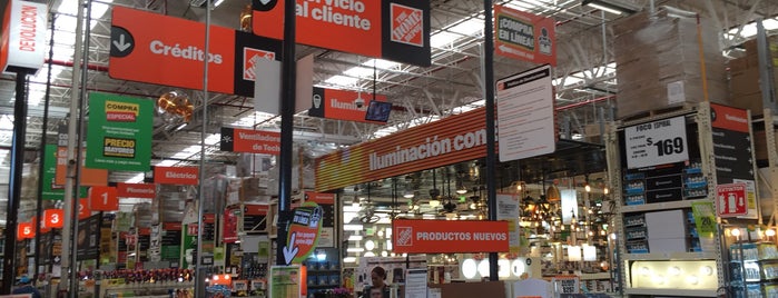 The Home Depot is one of Lugares favoritos de Ricardo.