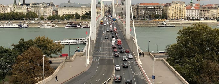 Erzsébet híd is one of Budapest.