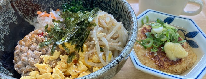 大豆食堂 ぐりとよ・キッチン is one of favorites.