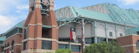ミニッツ・メイド・パーク is one of MLB Stadiums.