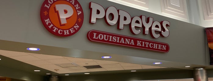 Popeyes Louisiana Kitchen is one of Tempat yang Disukai Zeb.