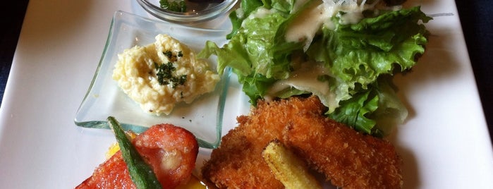 troisdix is one of veggie cafe in kansai.