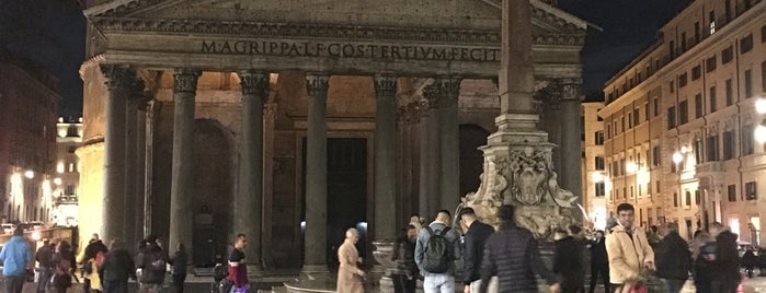 Pantheon is one of Orte, die Hande gefallen.