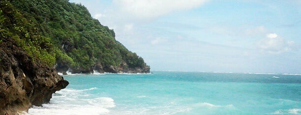 Greenbowl Beach is one of Bali life.