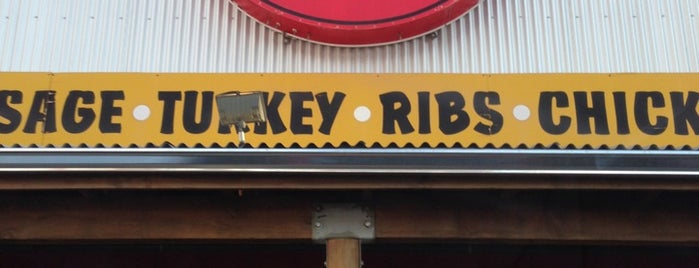 Rudy's Country Store And Bar-B-Q is one of Tempat yang Disukai Don.
