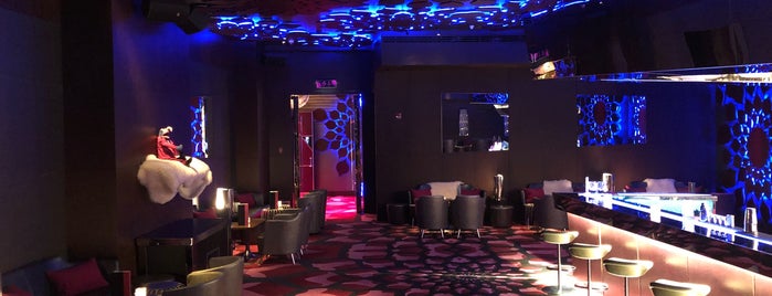 Razzmatazz Cocktail Bar & Lounge is one of Baku nightlife (my selections).