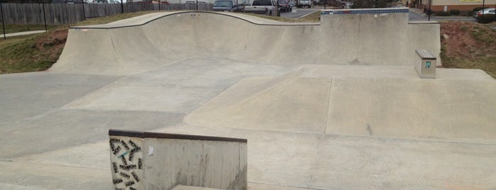 Poolesville Skate Park is one of Lynnさんのお気に入りスポット.