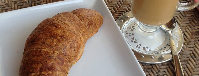 Pastelería Del Jardín is one of Dulces.