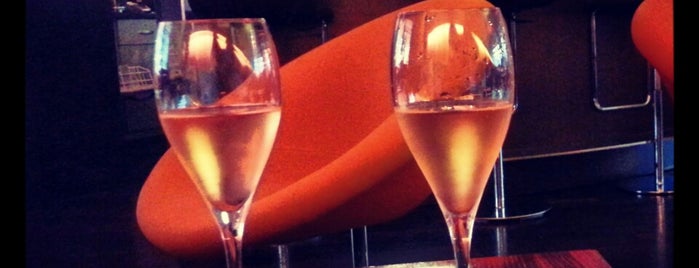 Best Western Premier Hôtel de la Paix is one of Champagne's Top spots! = Peter's Fav's.