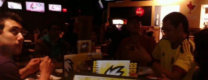 Buffalo Wild Wings is one of Lieux qui ont plu à Jay.