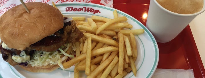DooWop is one of Best American Restaurants in Tokyo.