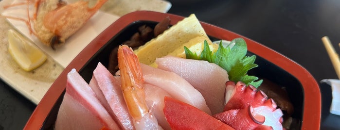 Hamaei Japanese Restaurant is one of Sushi Places To Try.