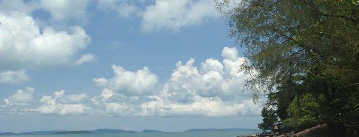 Independence Beach is one of Murat’s Liked Places.