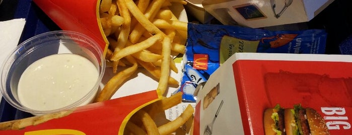 McDonald's is one of Orte, die Sirmache gefallen.
