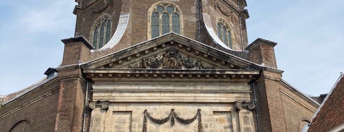 Marekerk is one of Leiden.