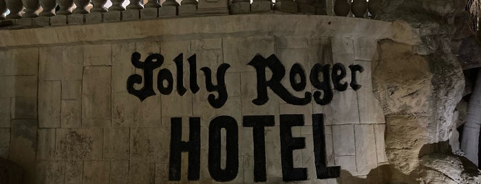 Jolly Roger Hotel is one of Roadtrip.