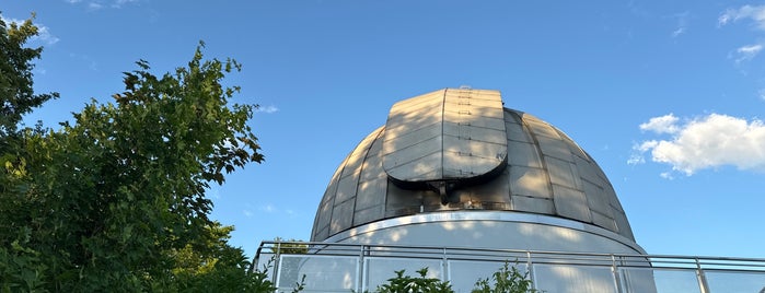 Planetarium am Insulaner is one of Sandra's Berlin.