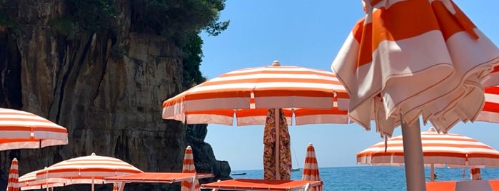 Bagni d'Arienzo Beach Club is one of Amalfi.
