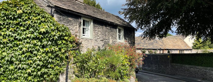 Castleton is one of Peak District tips.