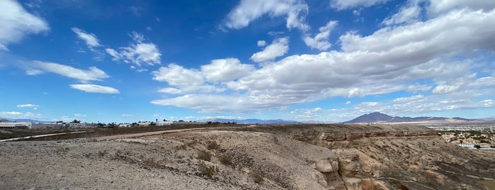 Whitney Mesa Recreation Area Southwest Trailhead is one of Las Vegas (Do).