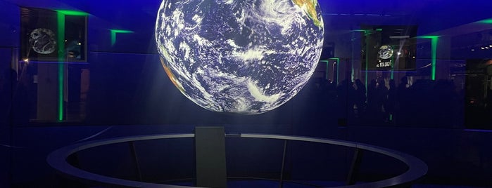 Jennifer Chalsty Planetarium is one of NYC Bucket List - Activities.