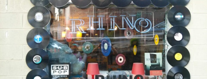 Rhino Records is one of Tempat yang Disimpan Glenda.
