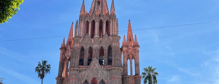 San Miguel de Allende, Gto. is one of สถานที่ที่ Armando ถูกใจ.