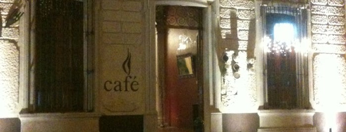 Café Arabesca is one of CAFÉS.