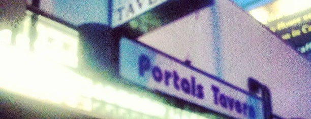 Portals Tavern is one of Bars.