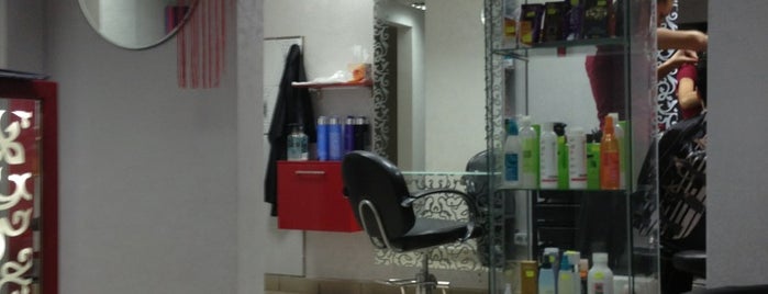 Beauty Salon Iren is one of Lugares favoritos de Ksenia.
