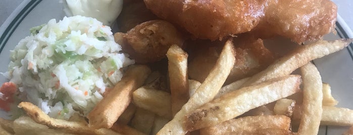Scotty Simpsons Fish & Chips is one of Places To Try.
