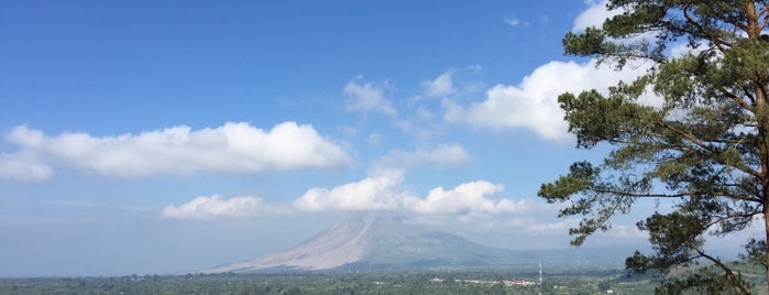 Gundaling Berastagi is one of Jhonatan Ginting.